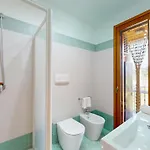 Adeline Garda Nest By Bookinggardalake Apartman